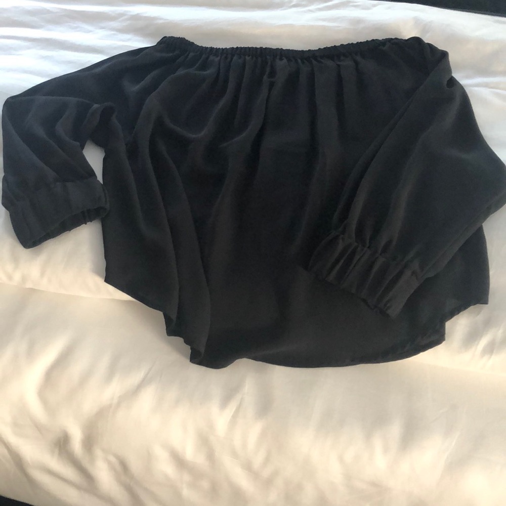 MTWTFSS WEEKDAY black off shoulder top